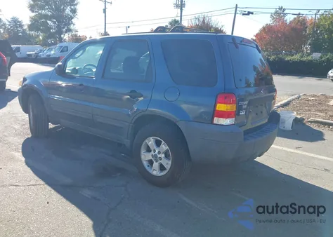 2005 Ford Escape Xlt from USA, damaged, VIN 1FMCU93195KA79329